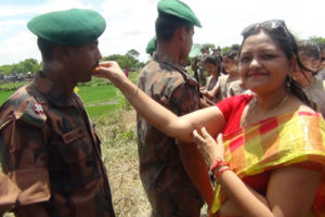 panchagarh_bgb_bsf_rakhi_bondhon_1_(2)